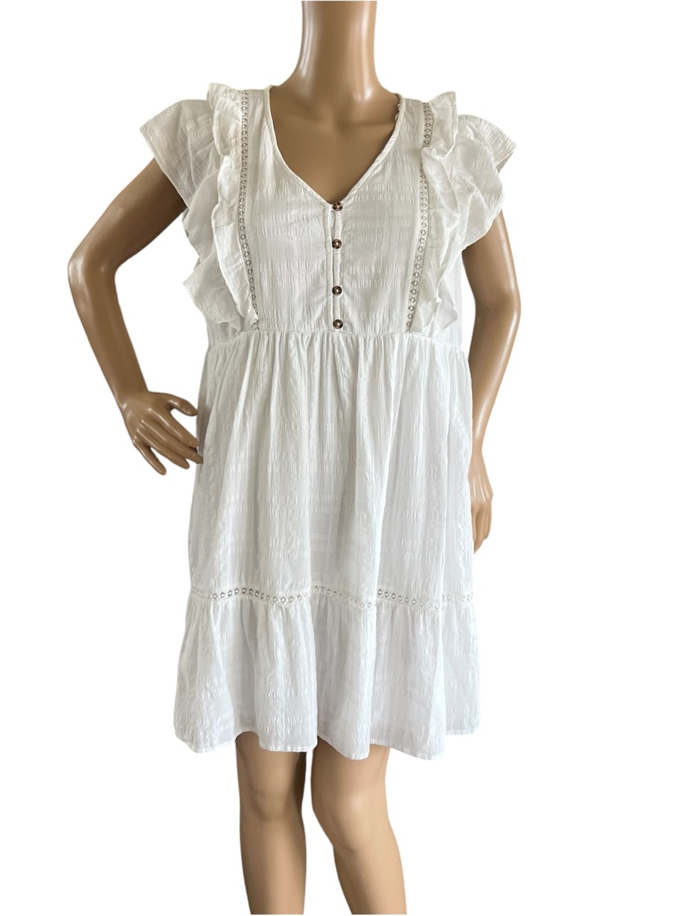 Knox Rose Ruffled Dress White Lined Eyelet